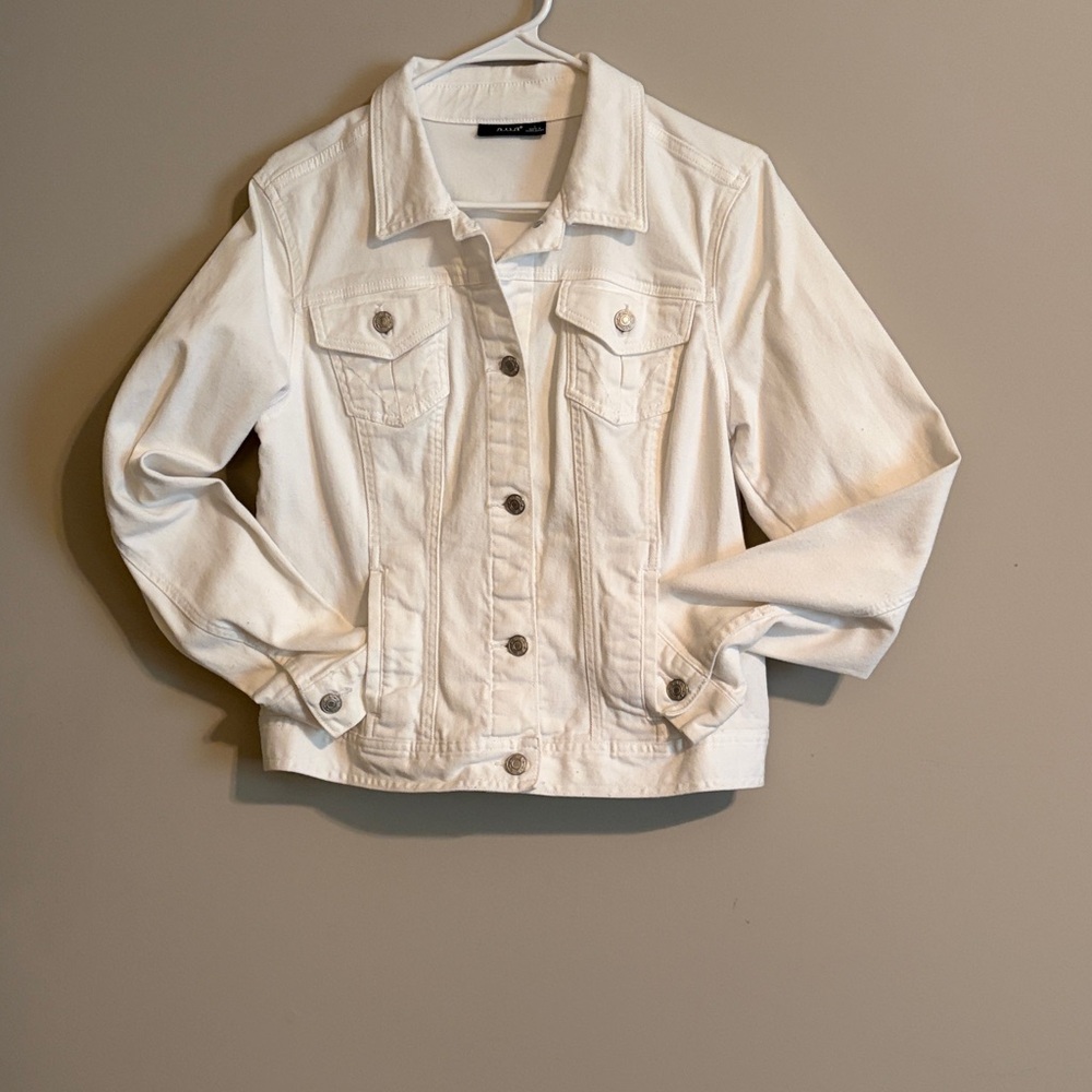 a.n.a Off-White Denim Jacket with pockets